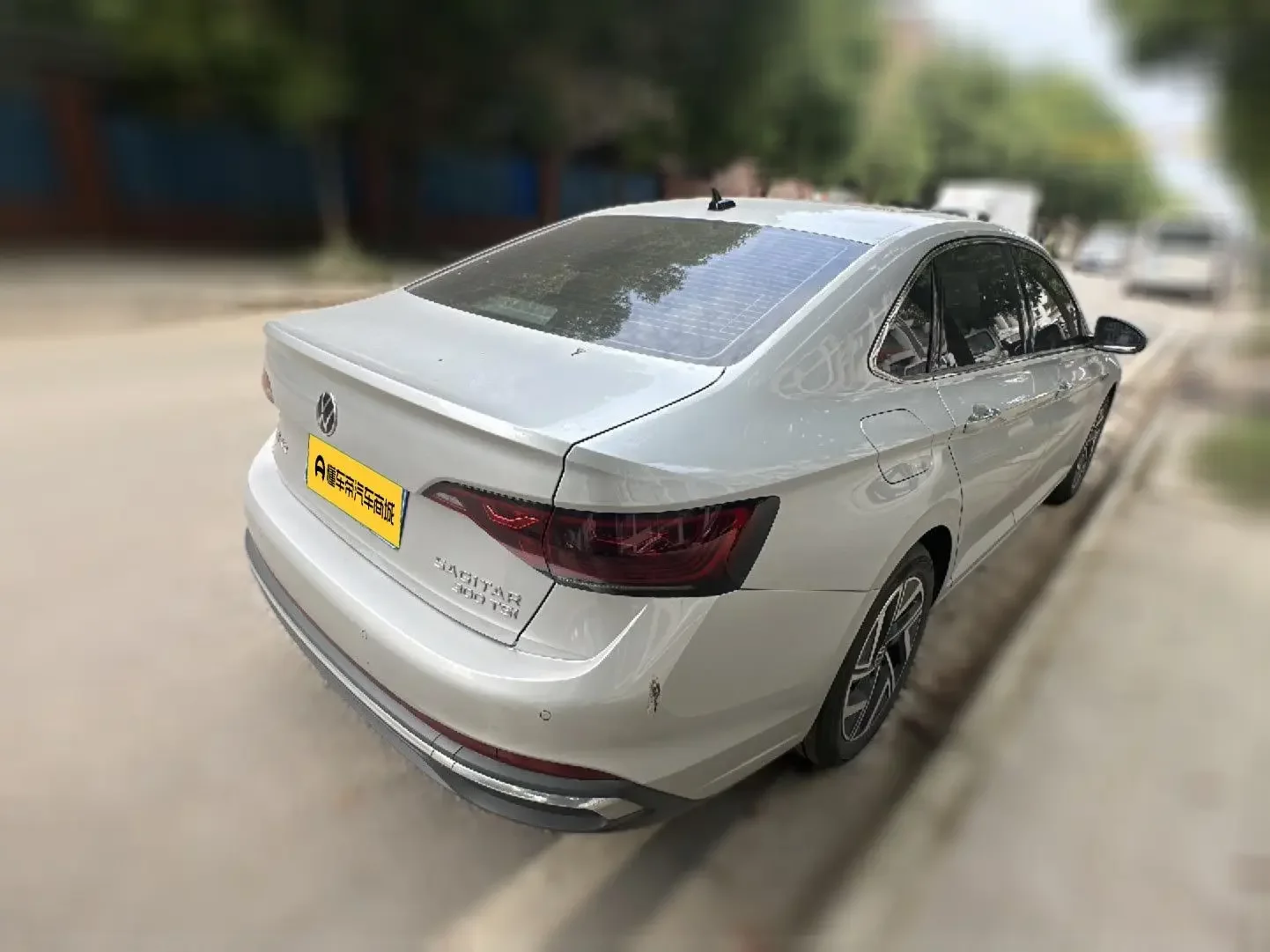 Volkswagen Sagitar