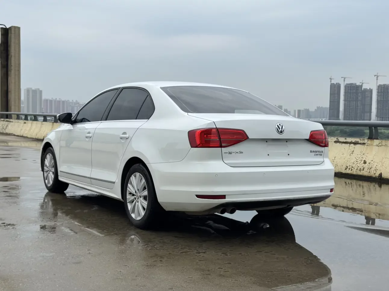 Volkswagen Sagitar