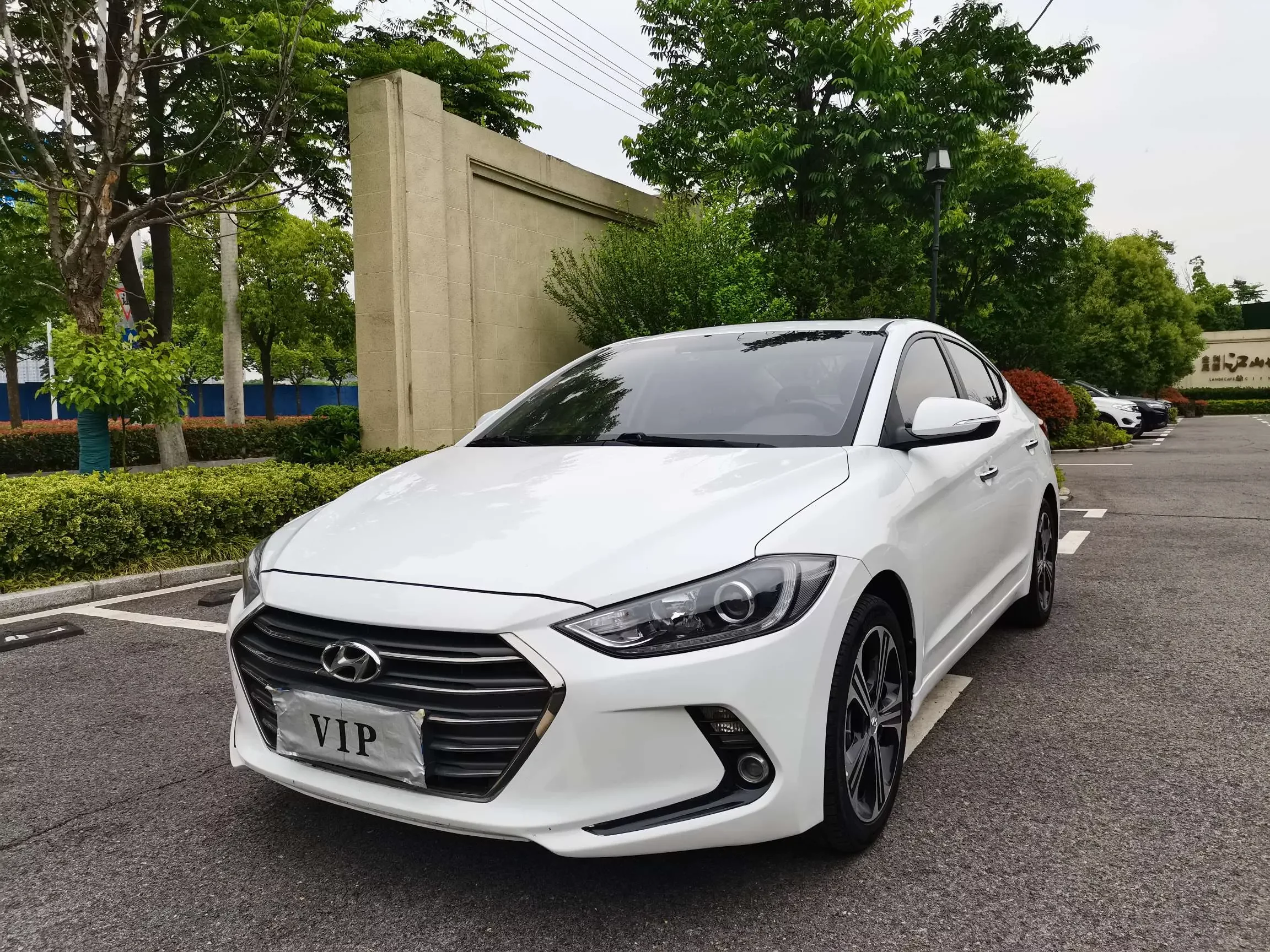Hyundai lead