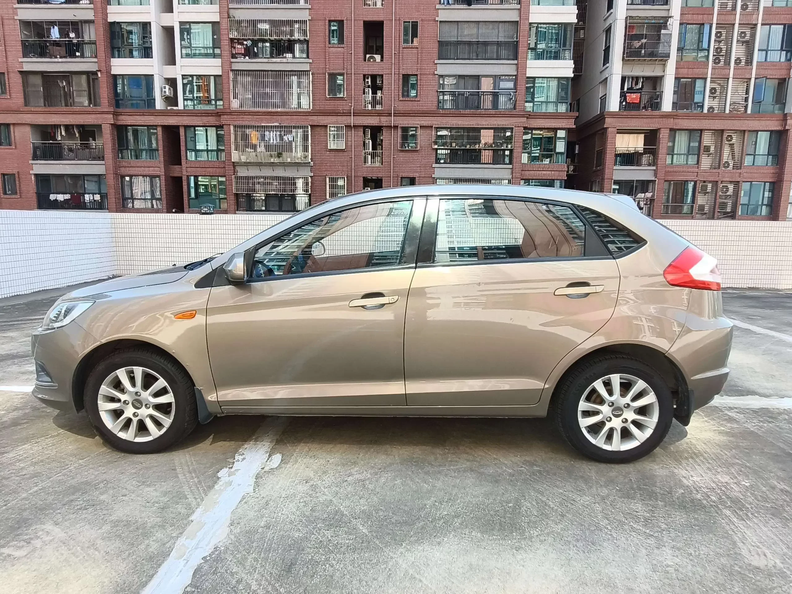 Chery Storm 2