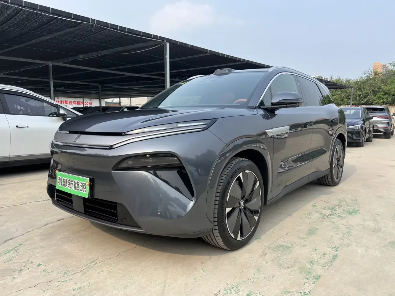 BYD Tang L EV