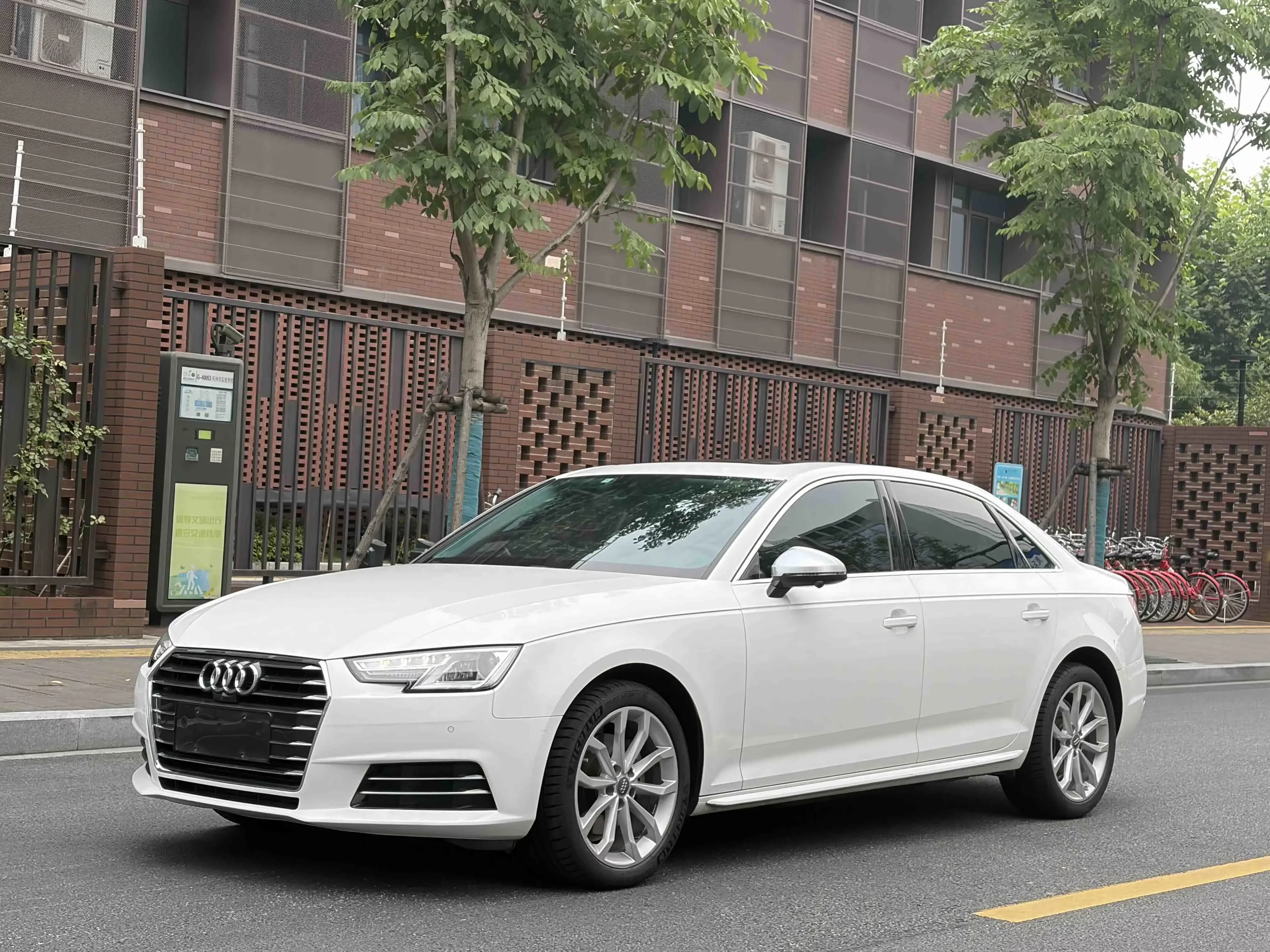 Audi A4L