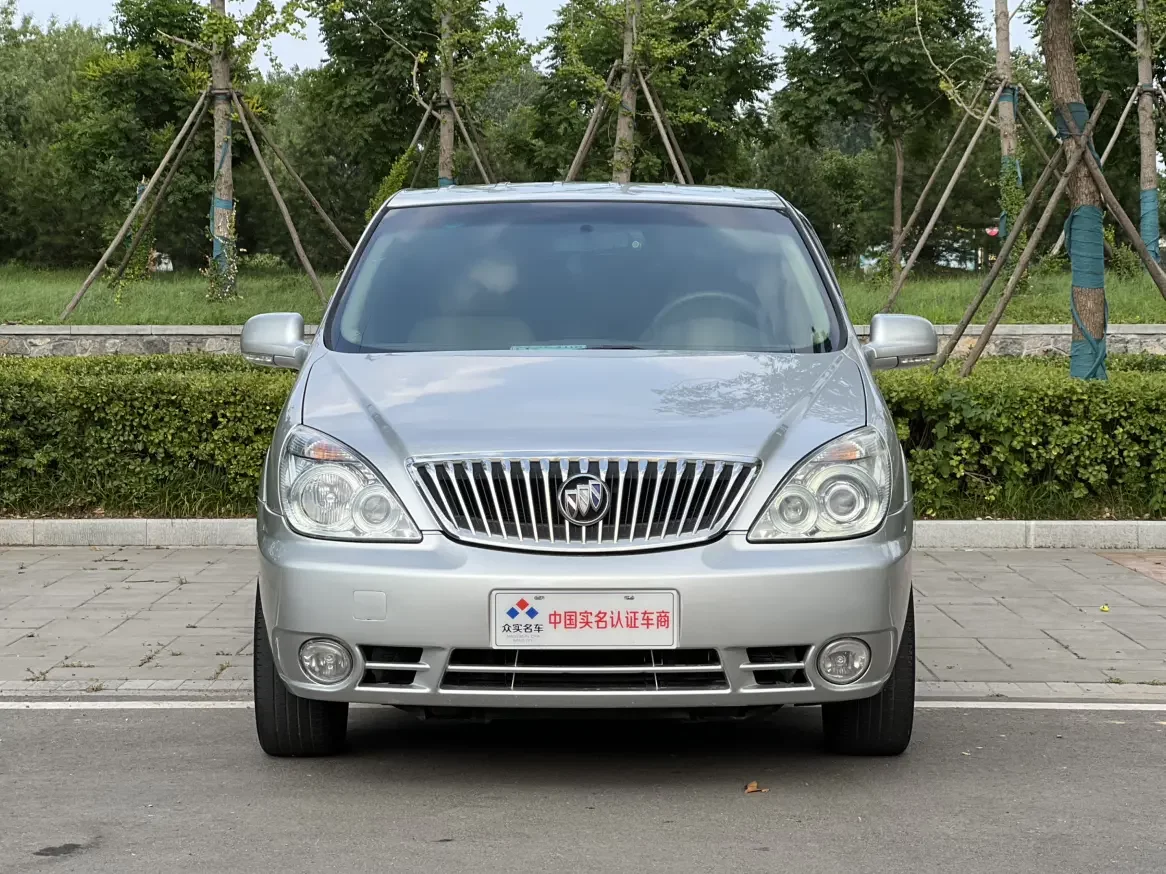 Buick GL8