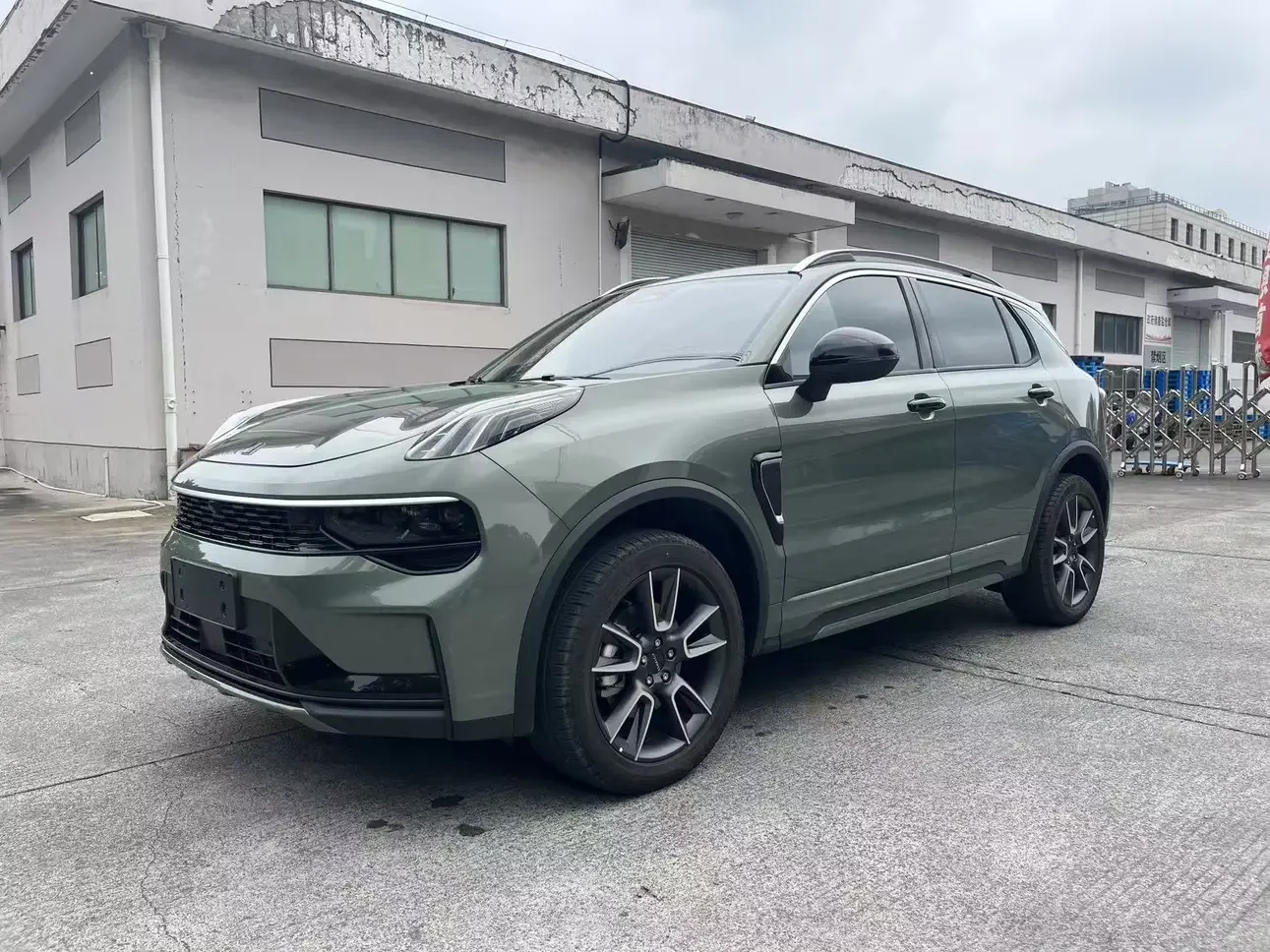 Lynk & Co 01