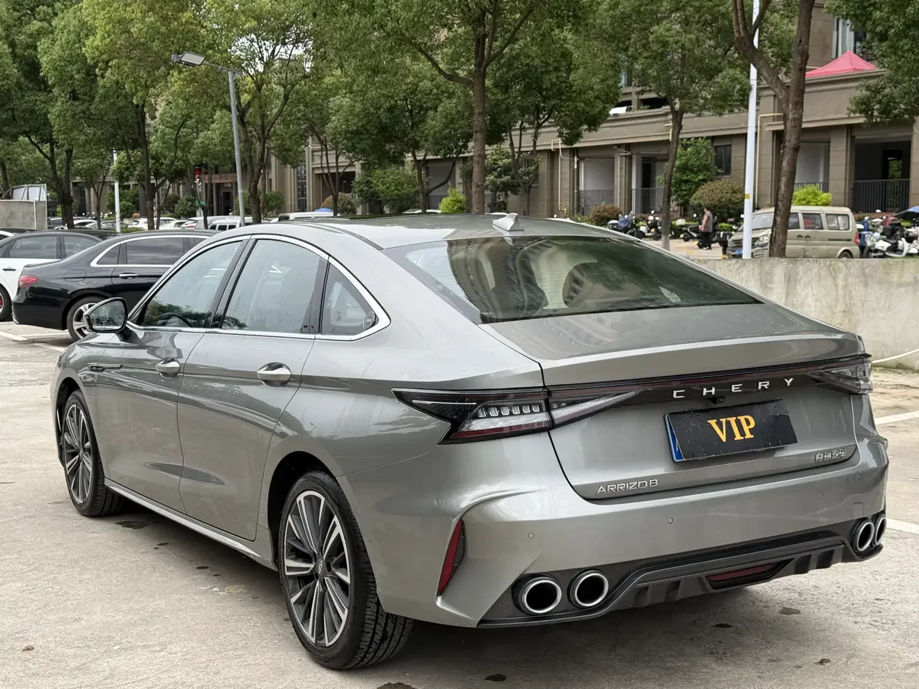 Chery Arrizo 8