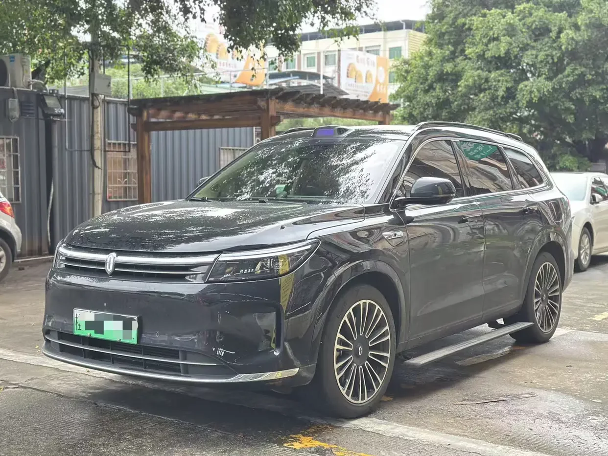 AITO M7