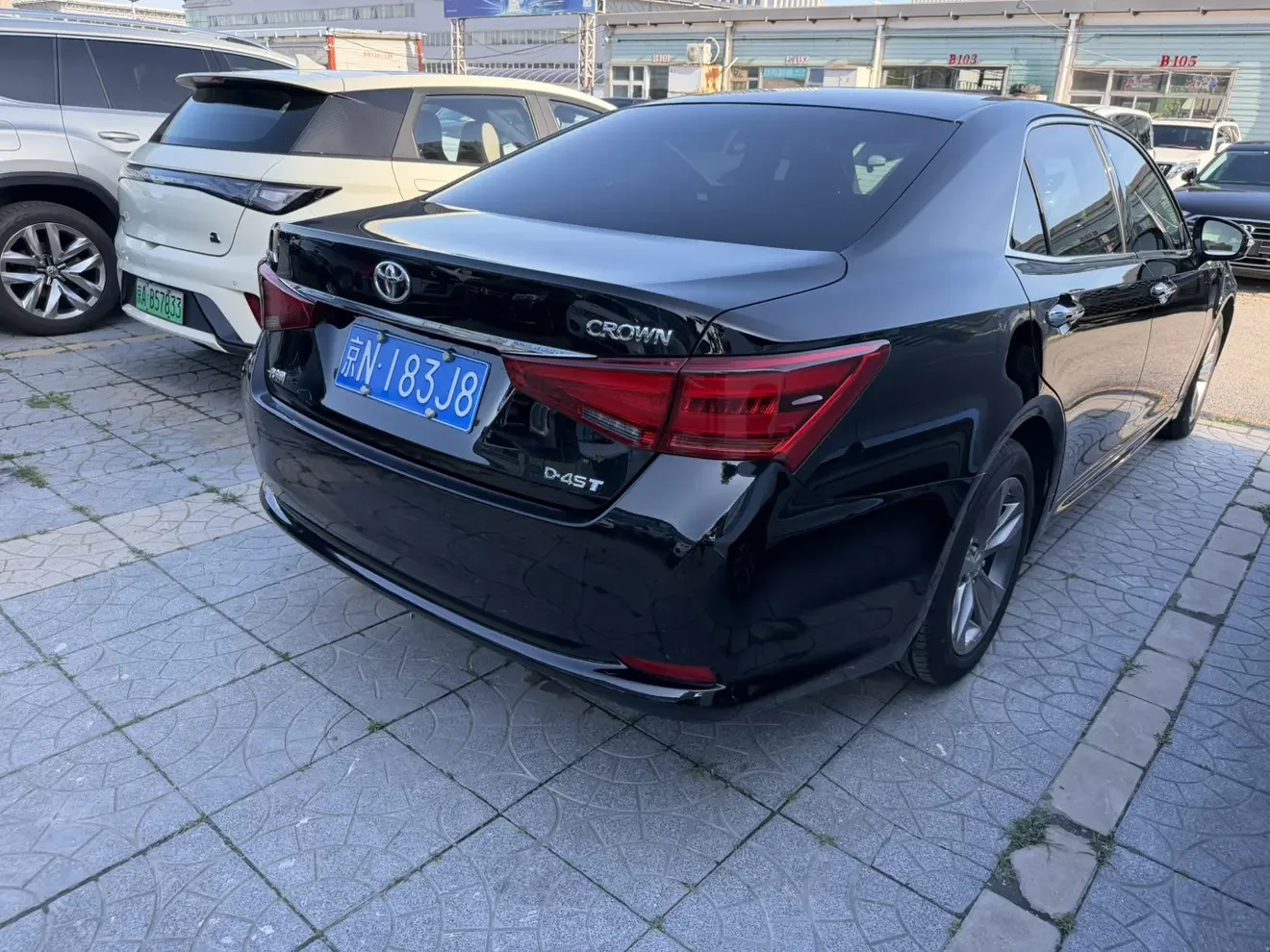 Toyota crown