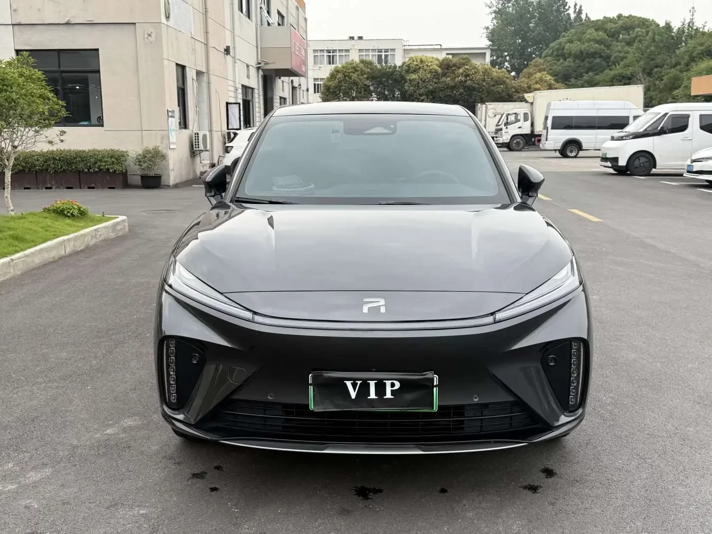 Rising Auto Feifan R7