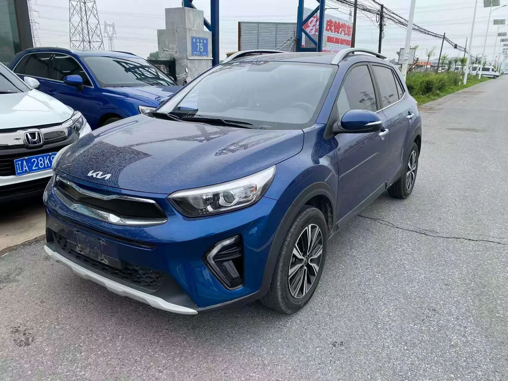 Kia KX1