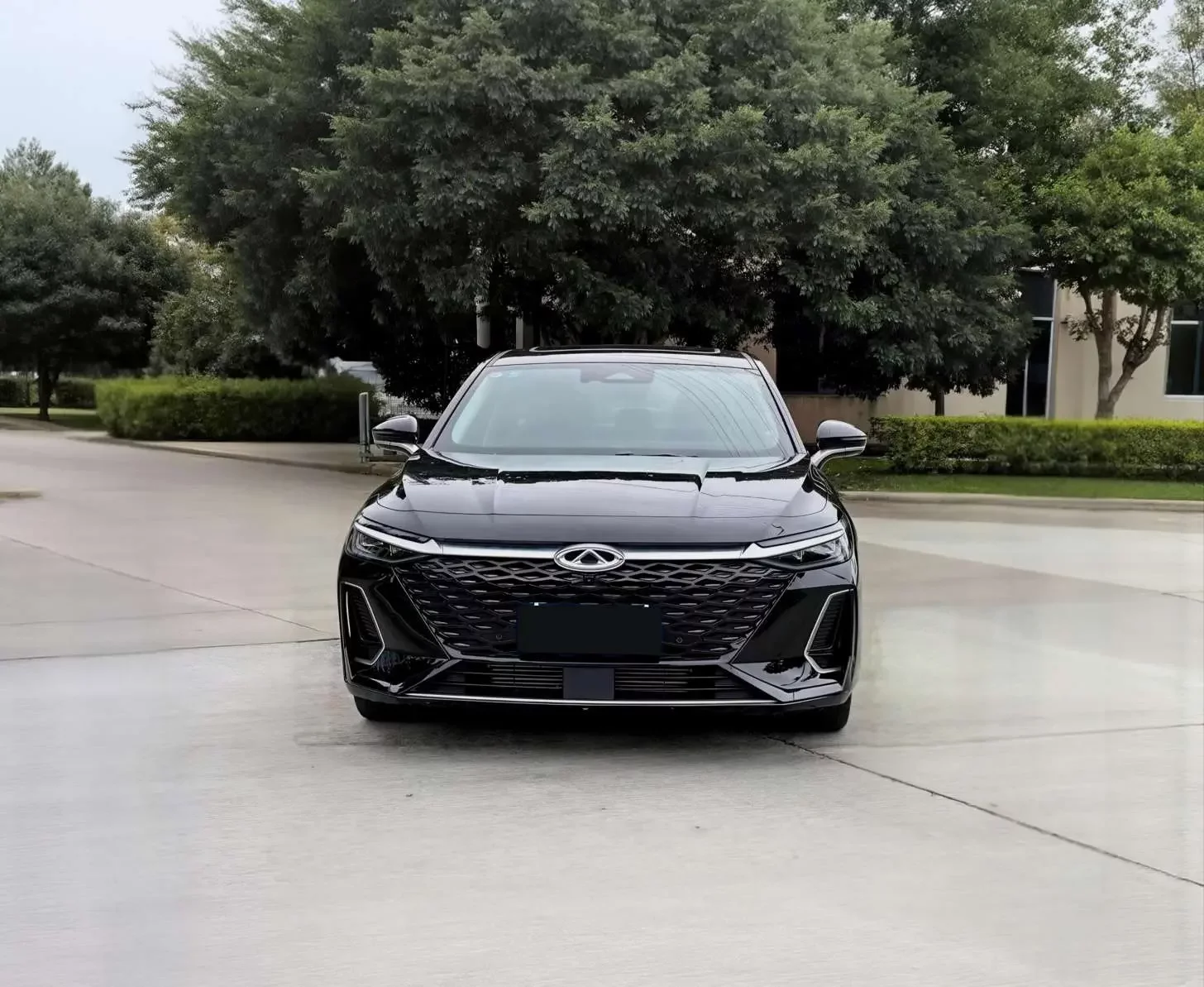 Chery Arrizo 8