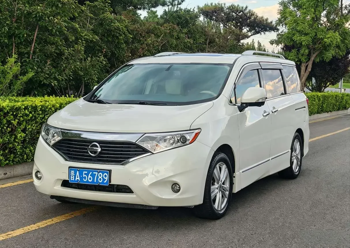 Nissan nobleman