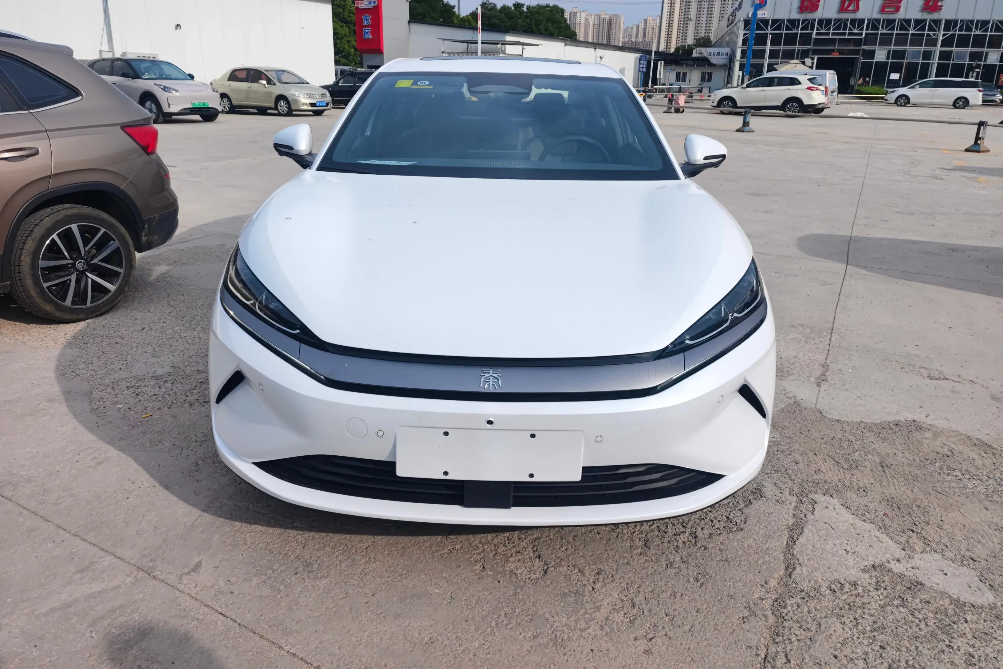 BYD Qin L EV