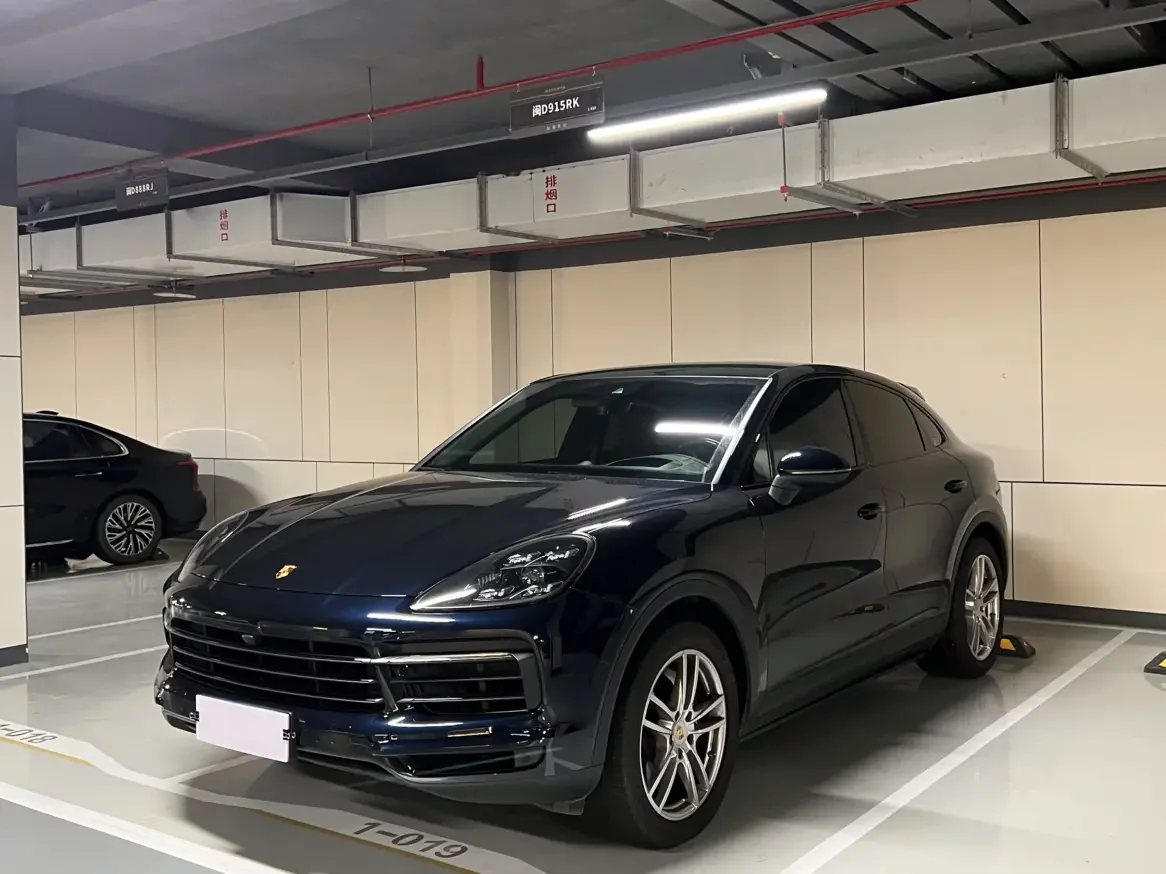 Porsche Cayenne Coupe
