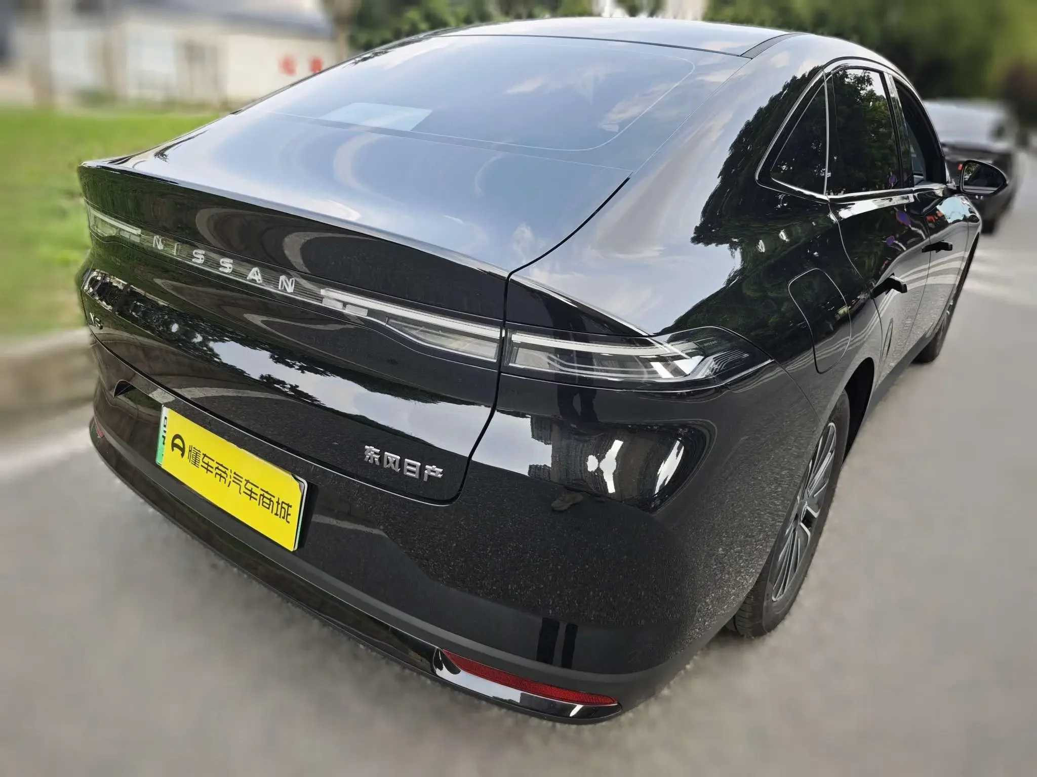 Nissan N6