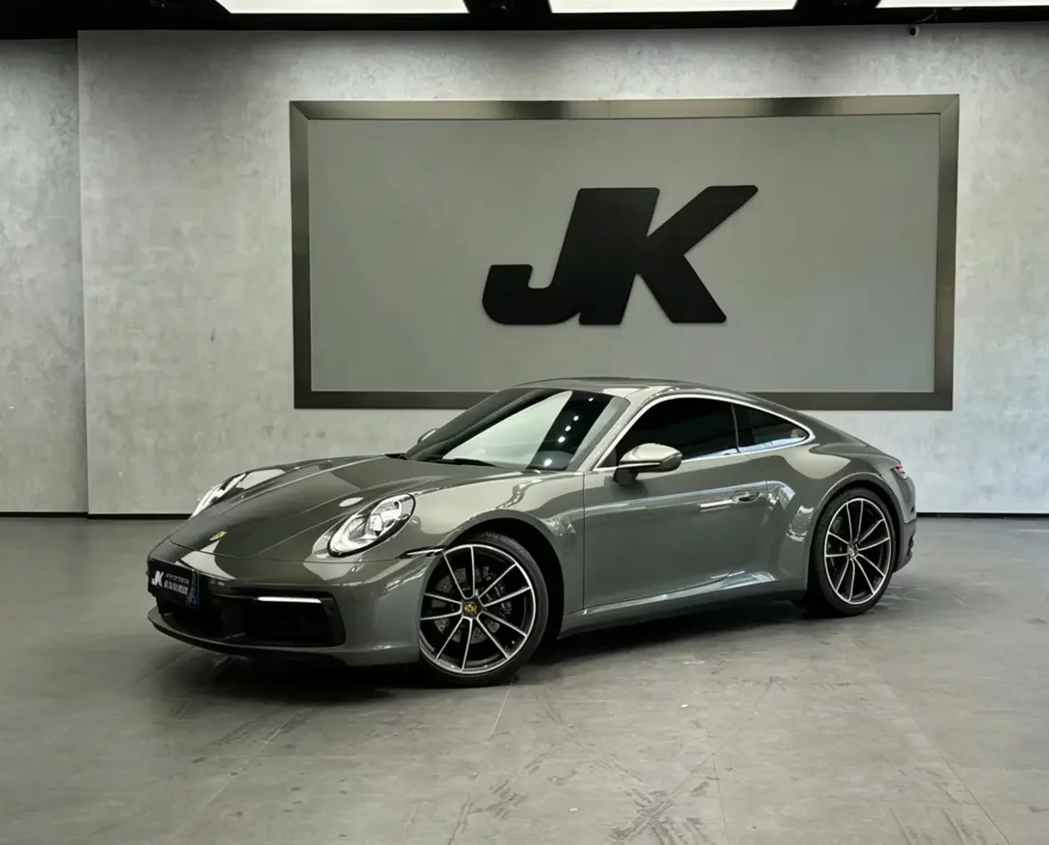Porsche 911