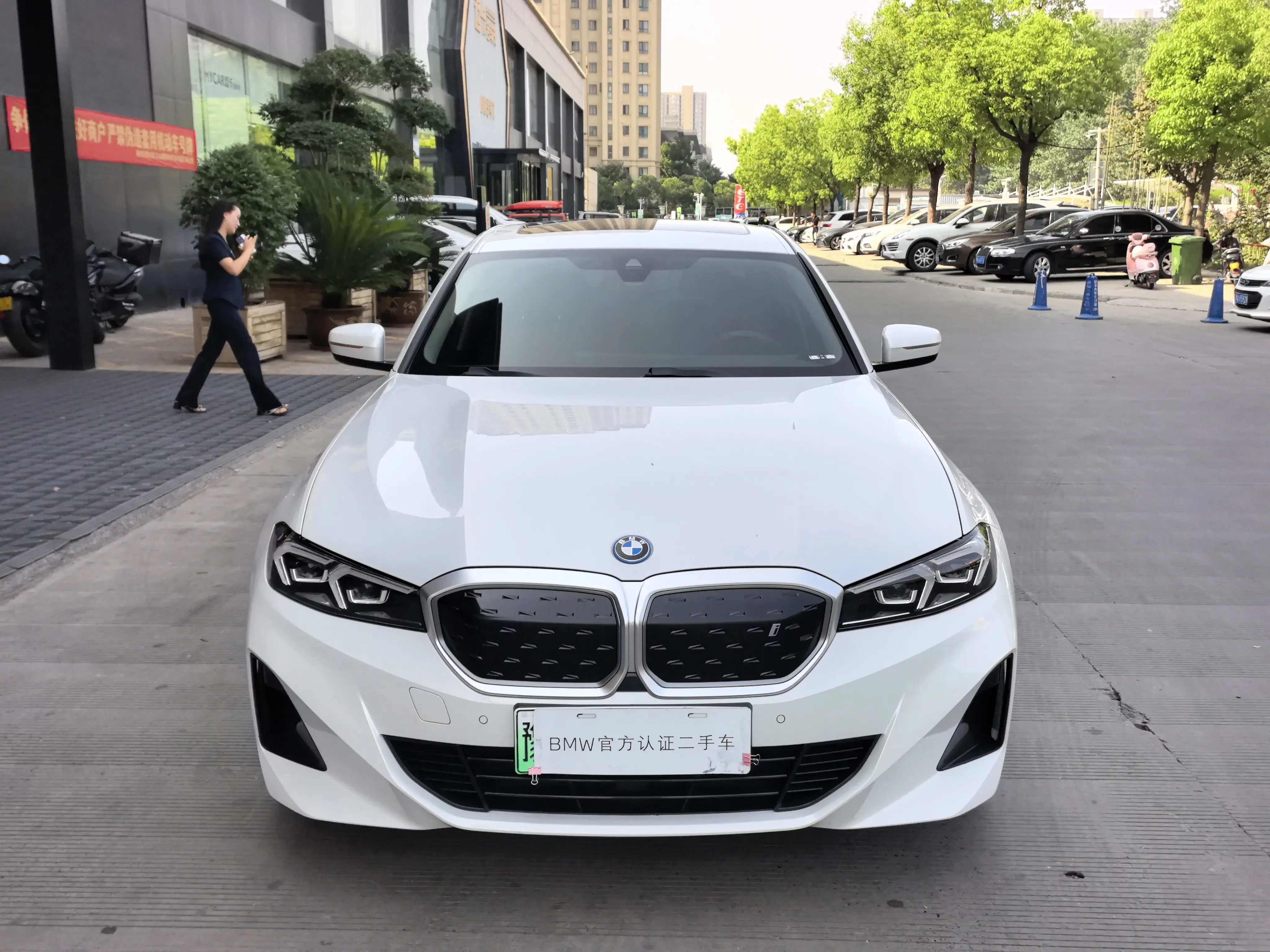 BMW i3