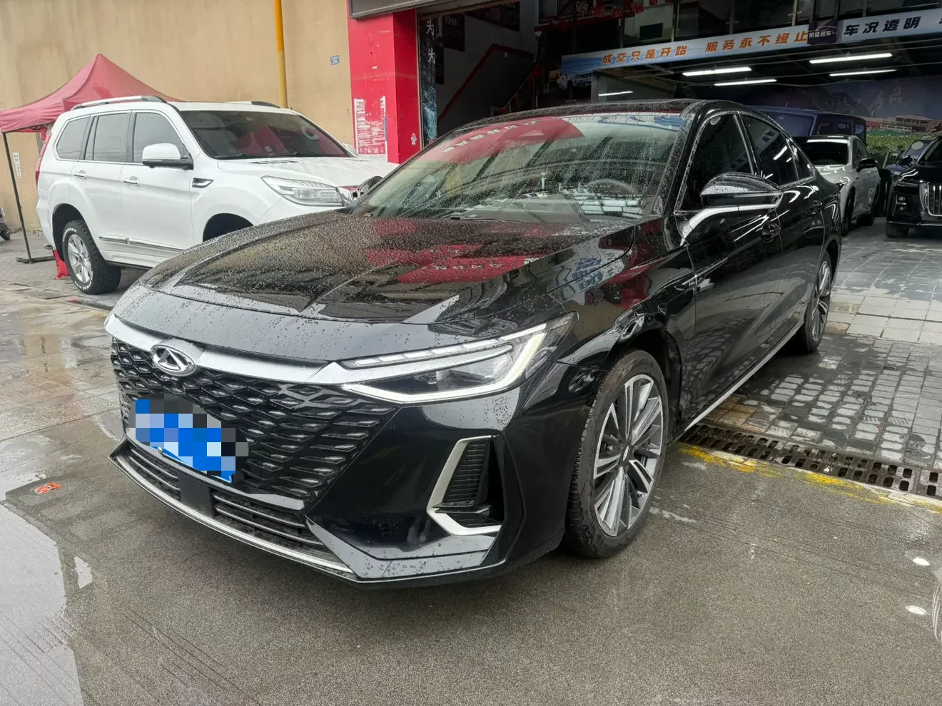 Chery Arrizo 8