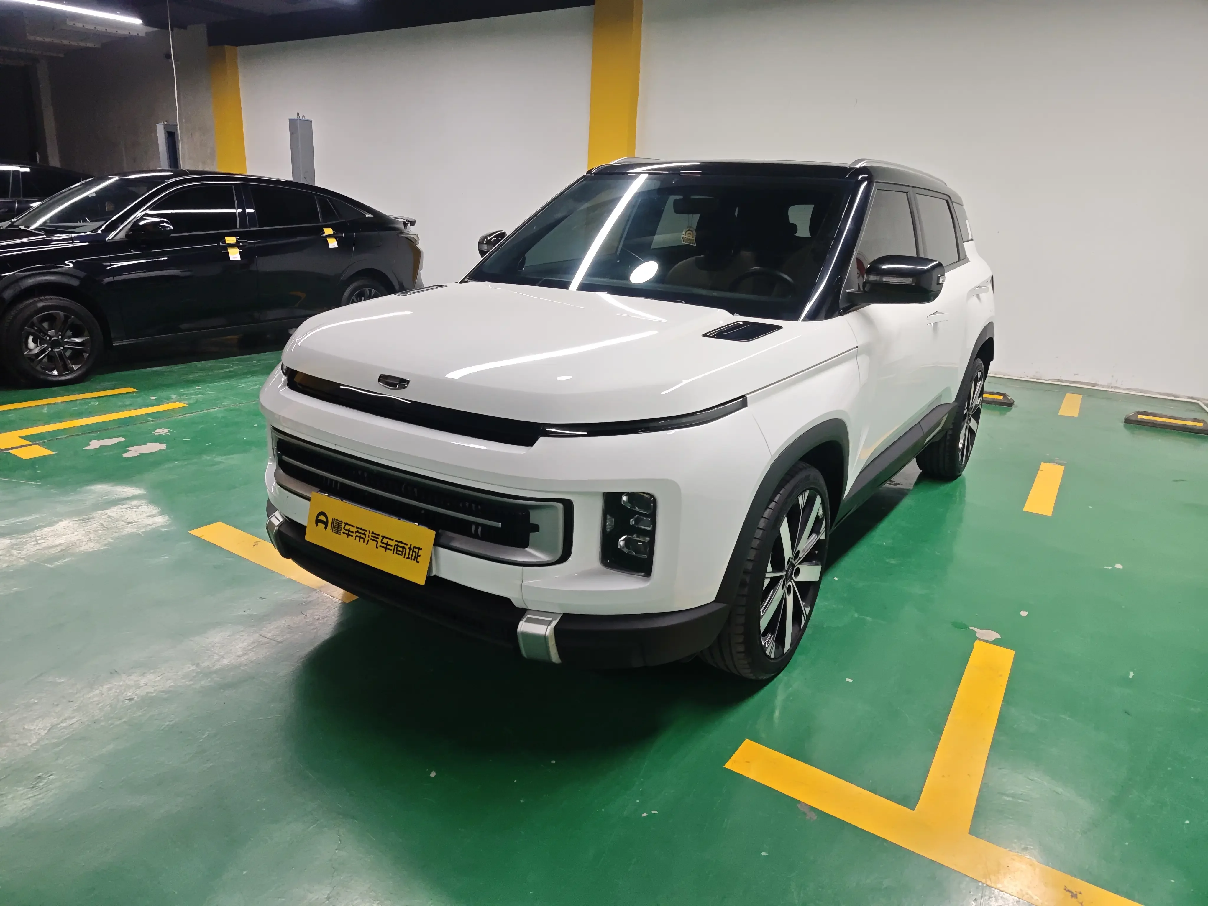 Geely ICON