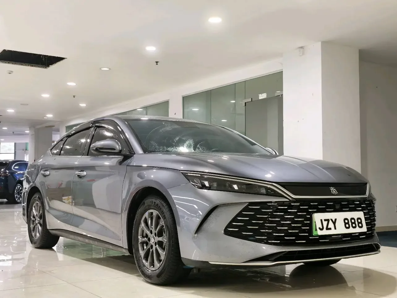 BYD Qin L DM