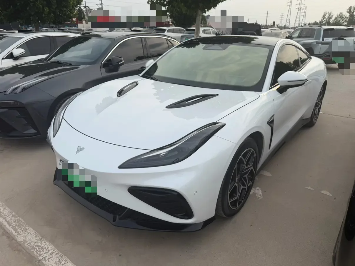 NETA Neta GT (Nezha GT)  из Китая