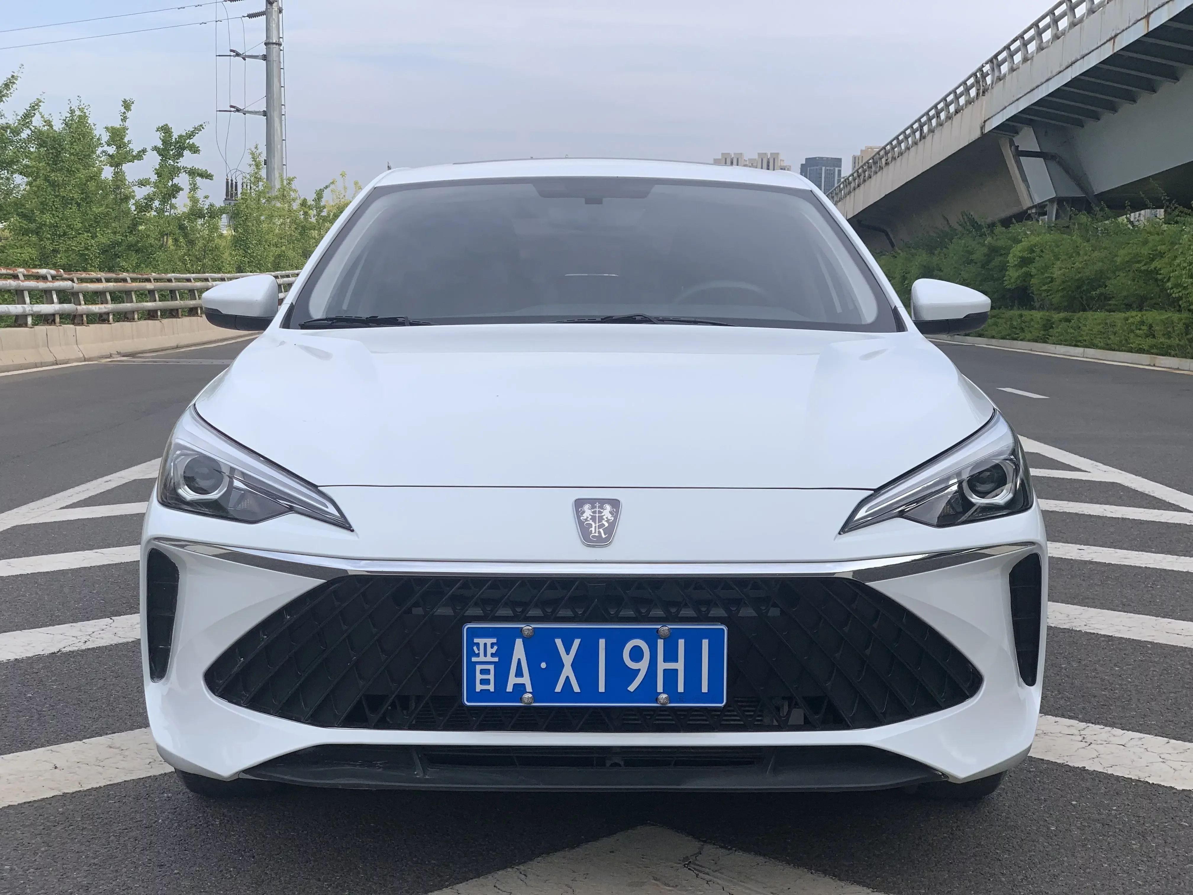 Roewe i5