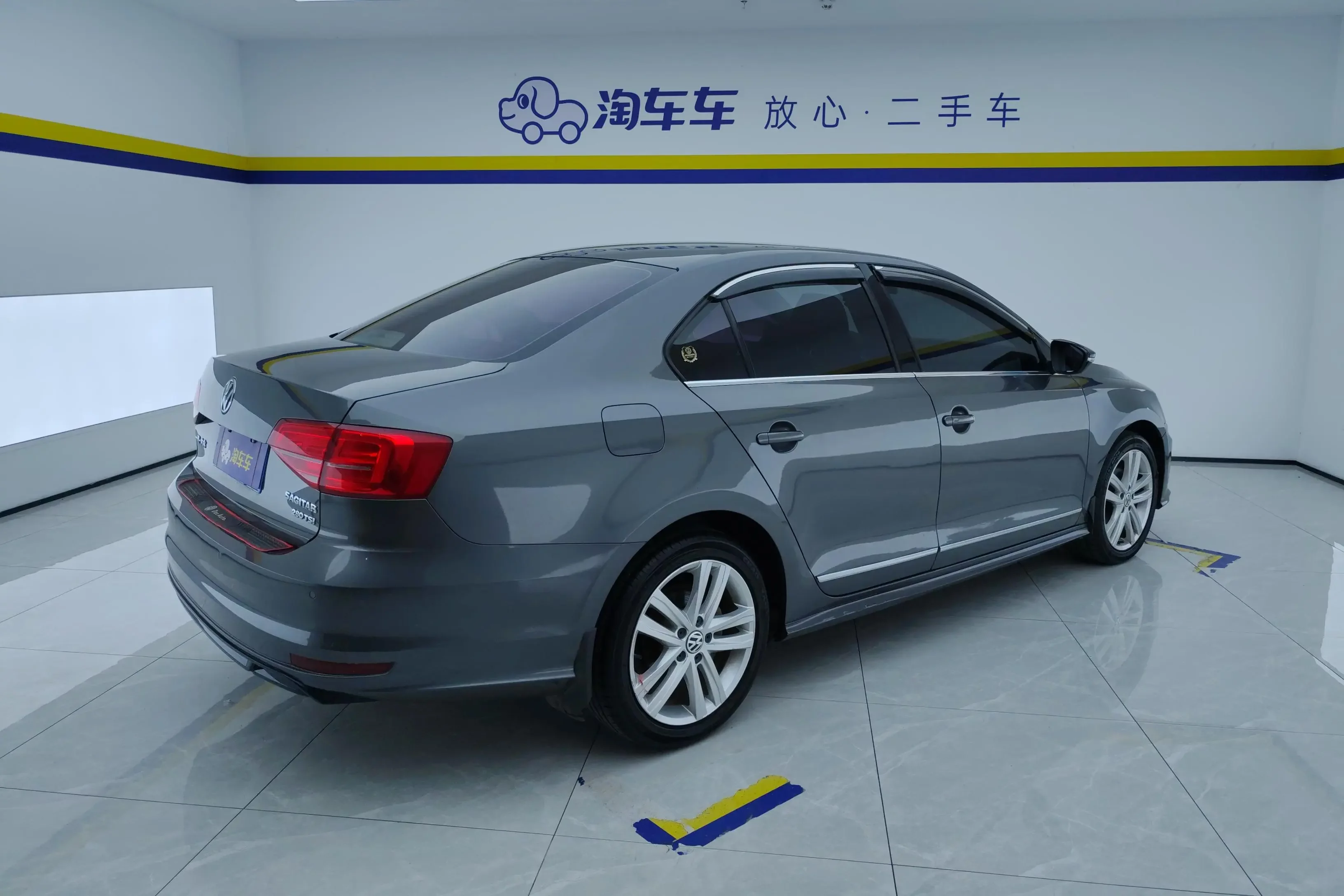Volkswagen Sagitar