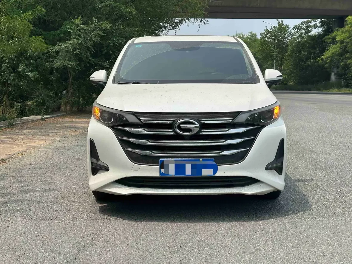 GAC Trumpchi M6  из Китая