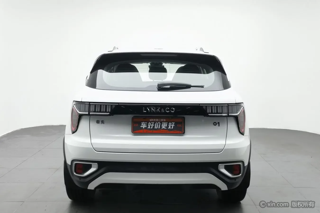 Lynk & Co 01