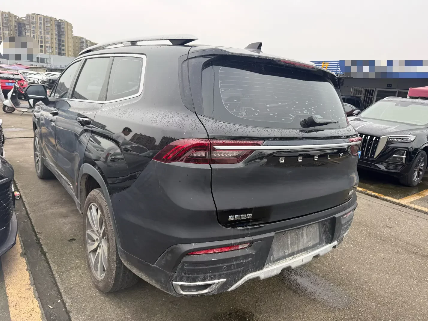 Geely Okavango