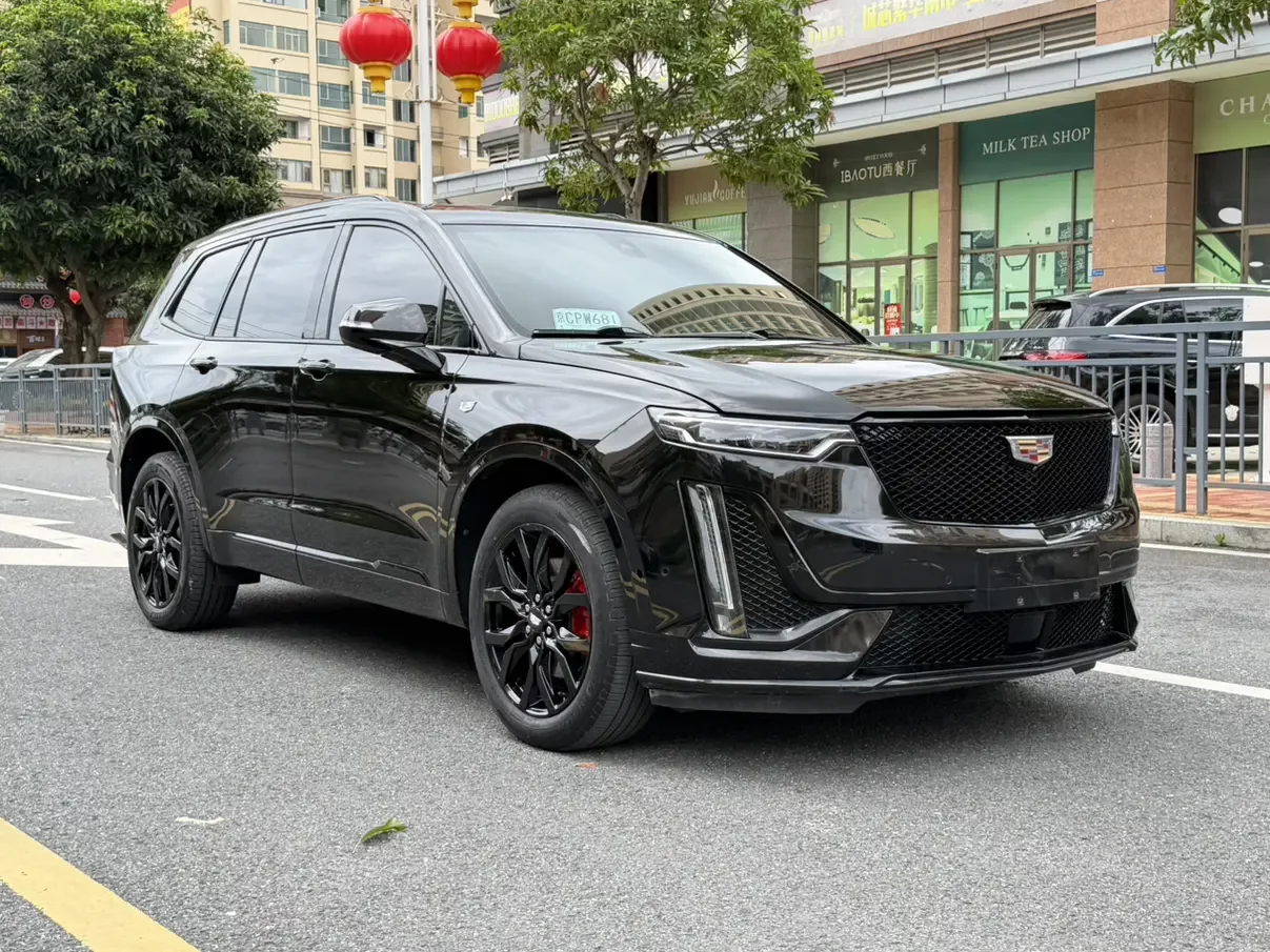 Cadillac XT6