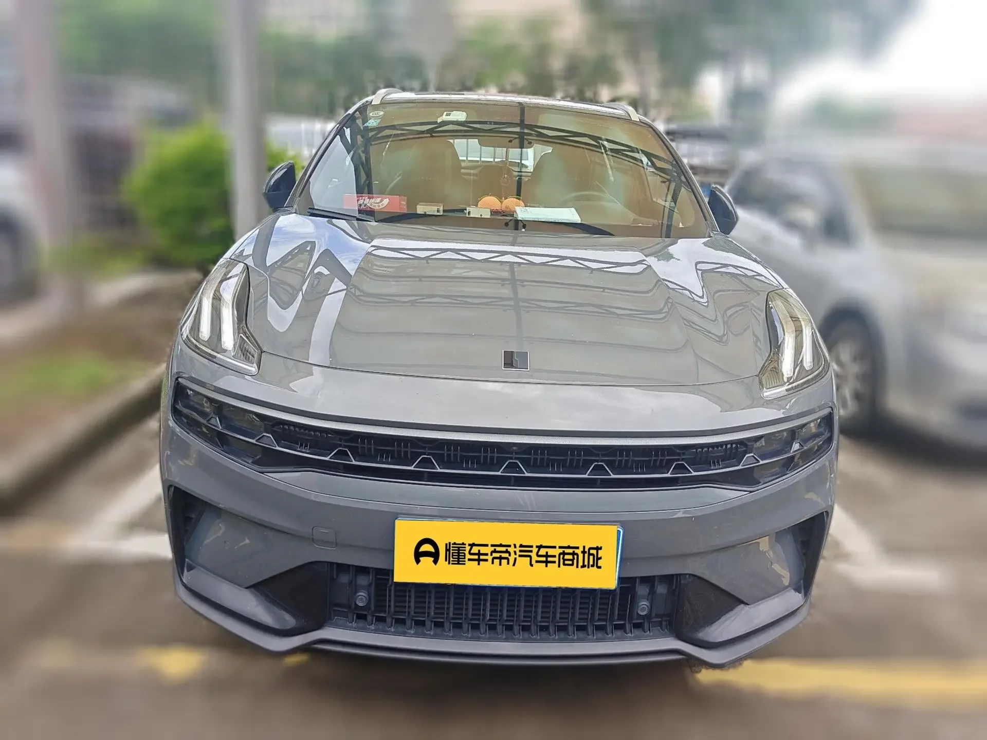 Lynk & Co 06