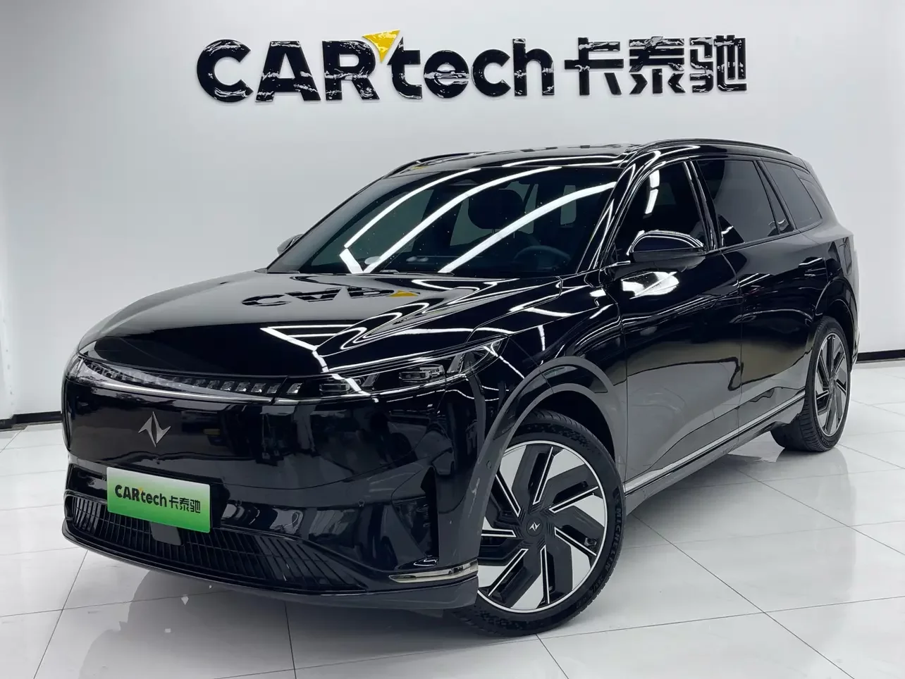 Dongfeng Yipai 008  из Китая