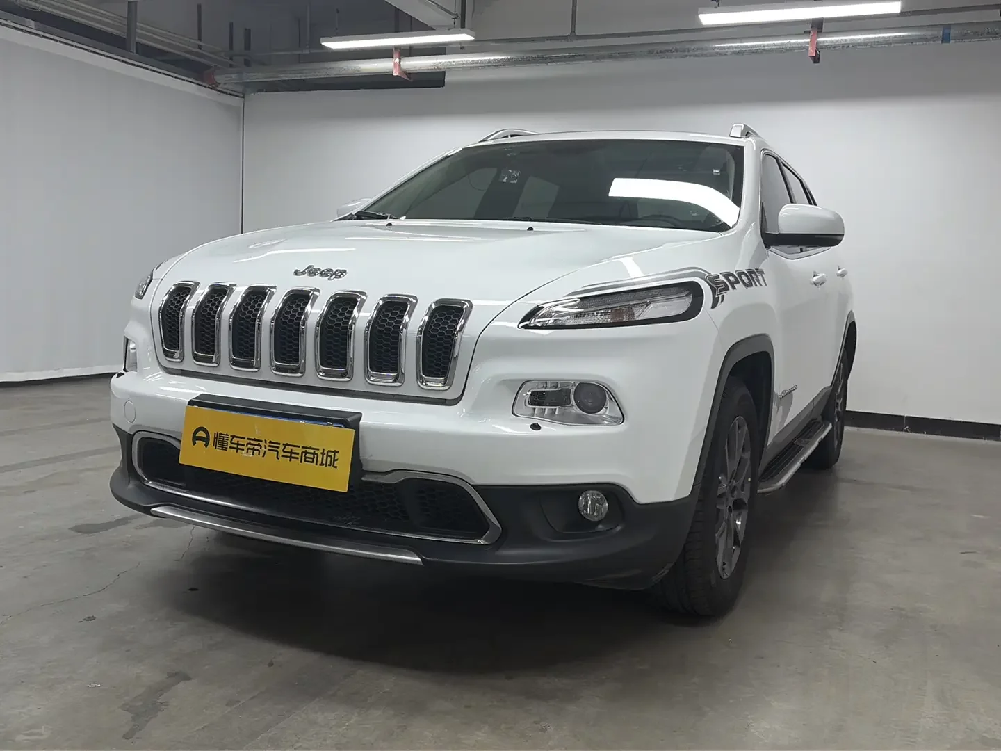 Jeep Cherokee  из Китая