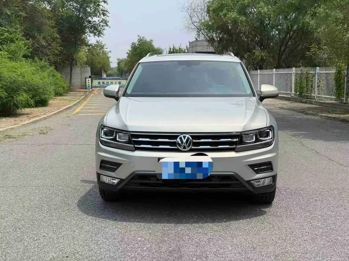 Volkswagen Tiguan L