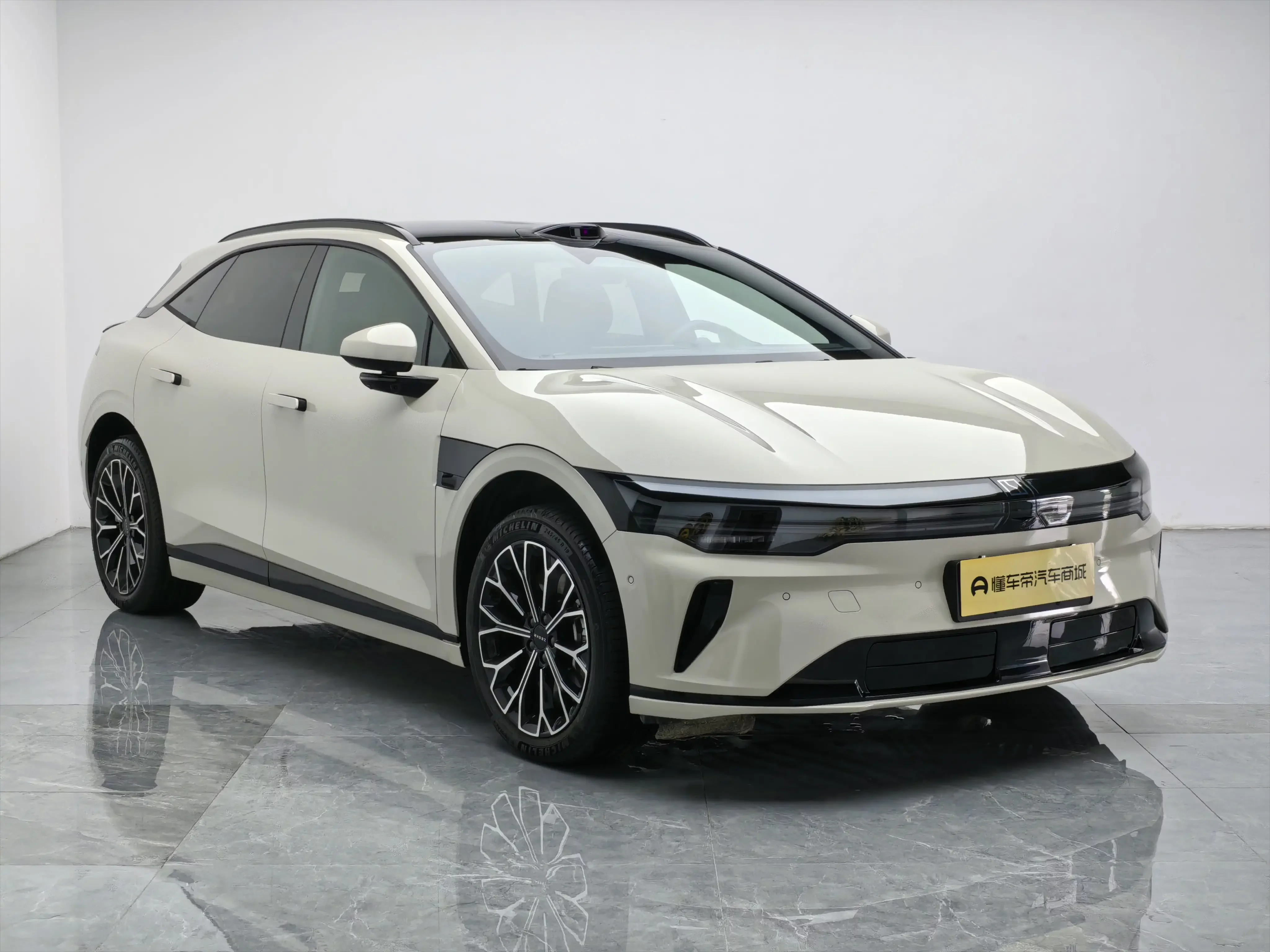 ZEEKR 007GT