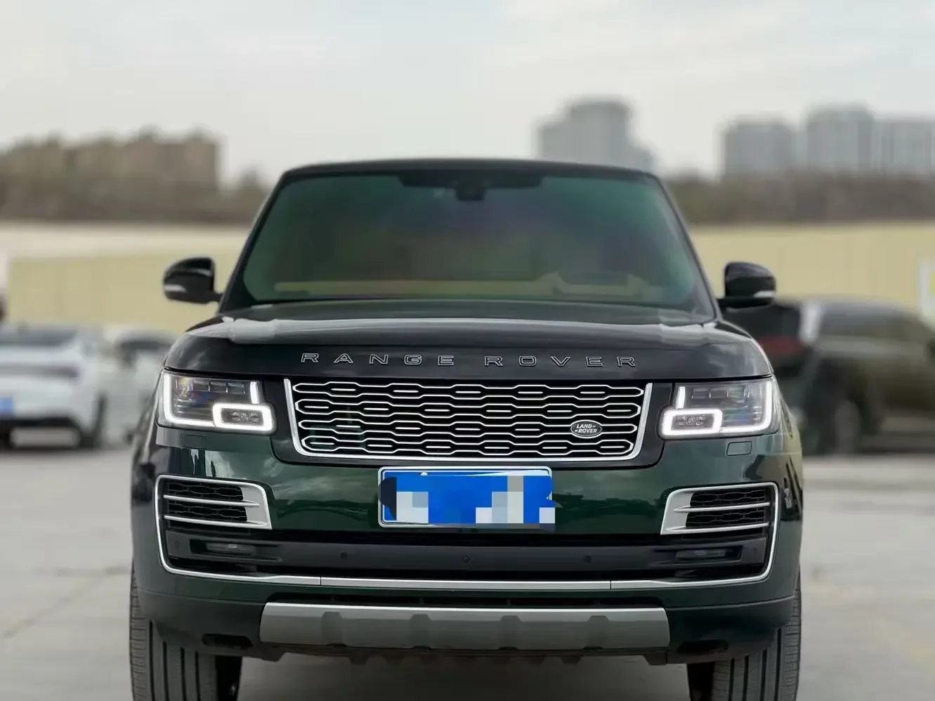 Land Rover range rover