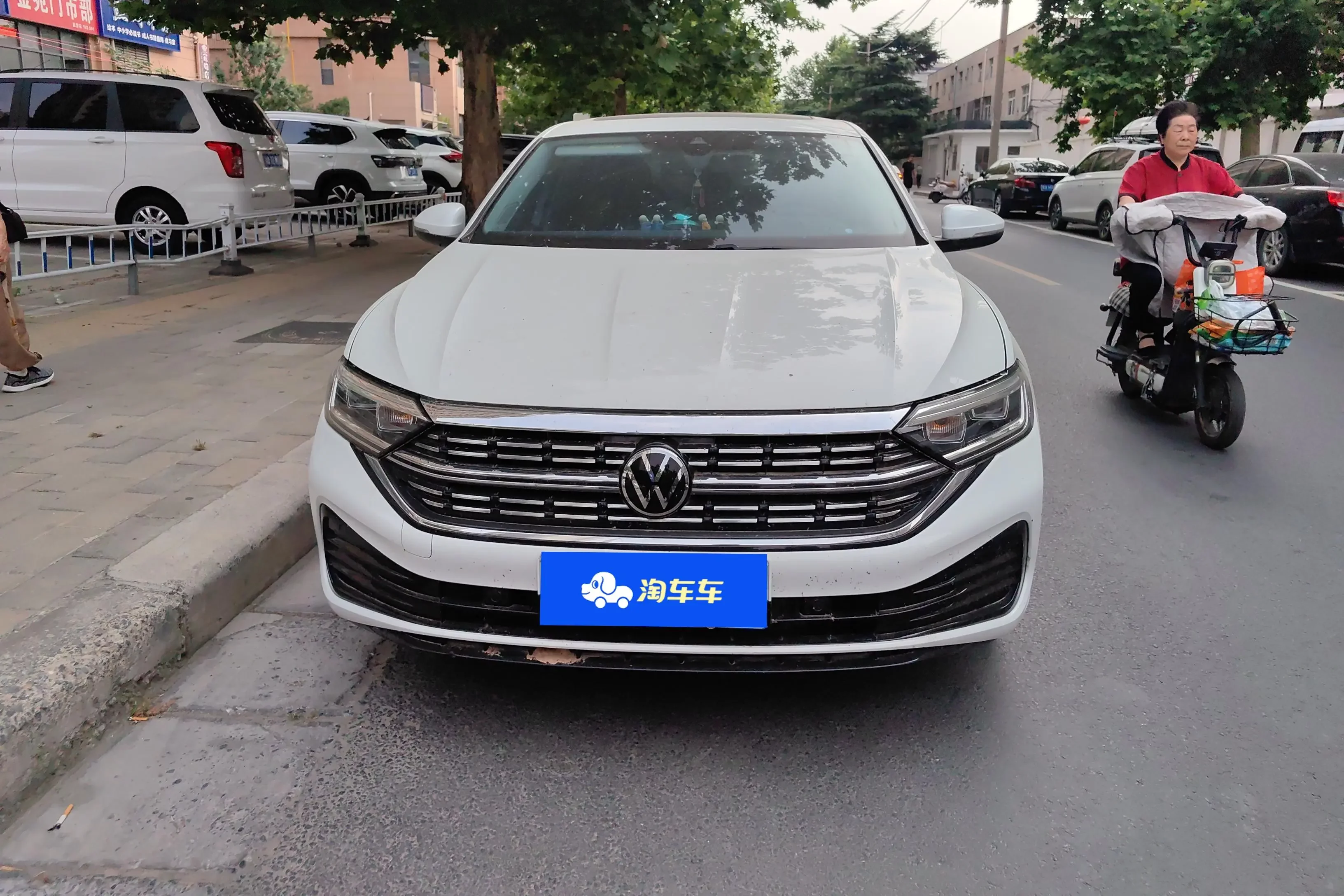 Volkswagen Sagitar