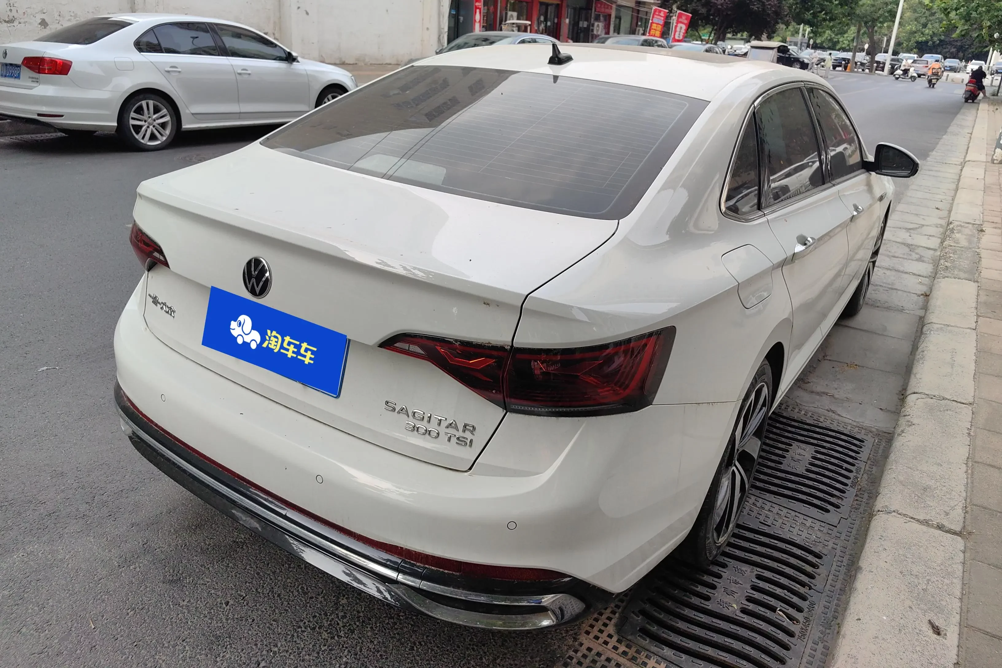 Volkswagen Sagitar
