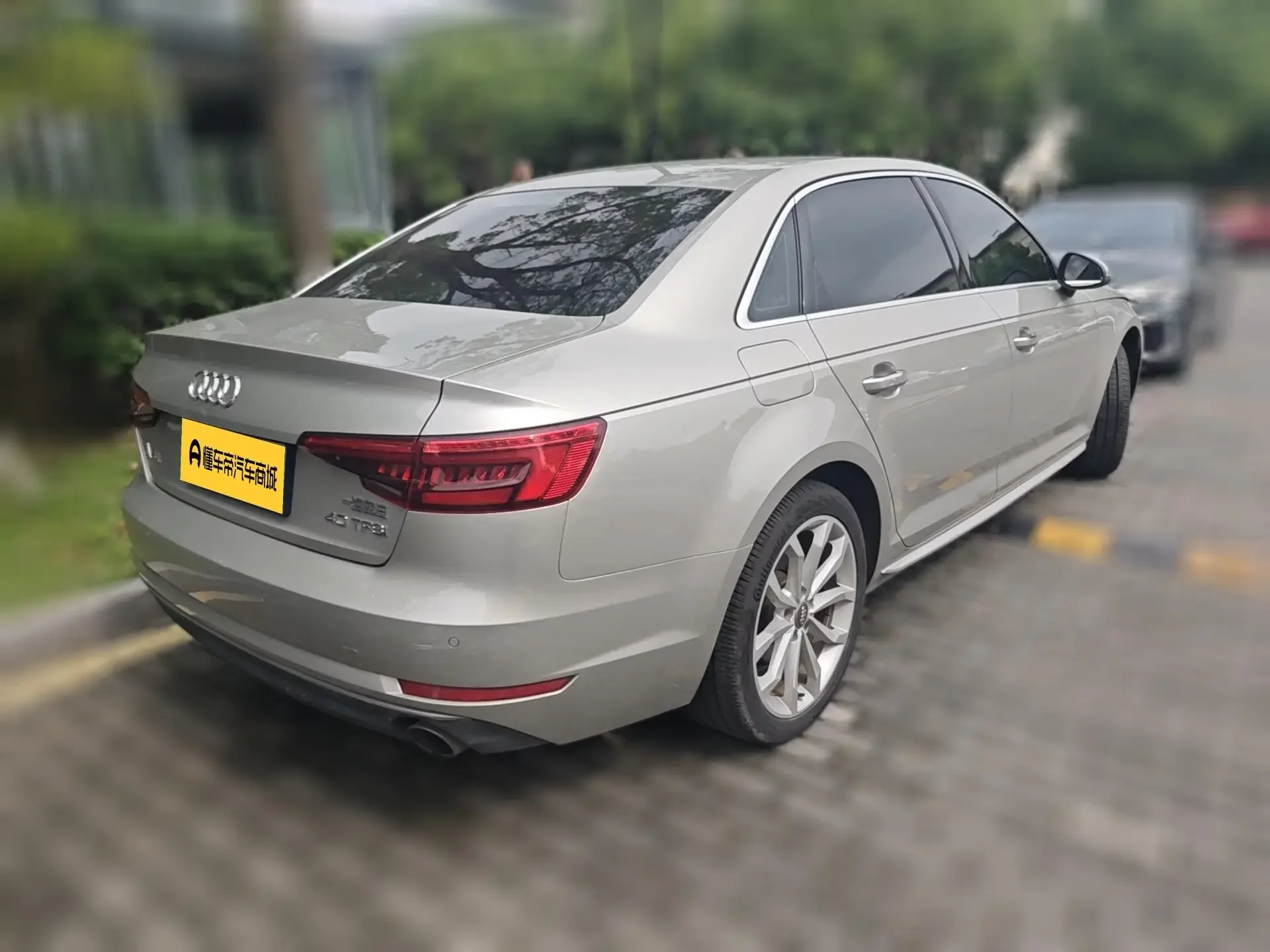Audi A4L