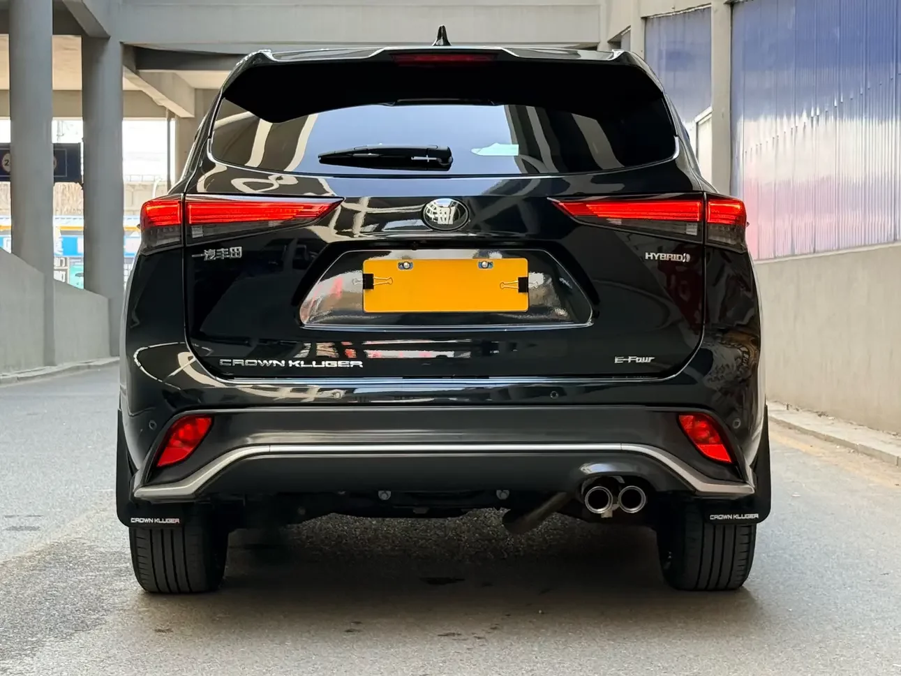 Toyota Crown Kluger