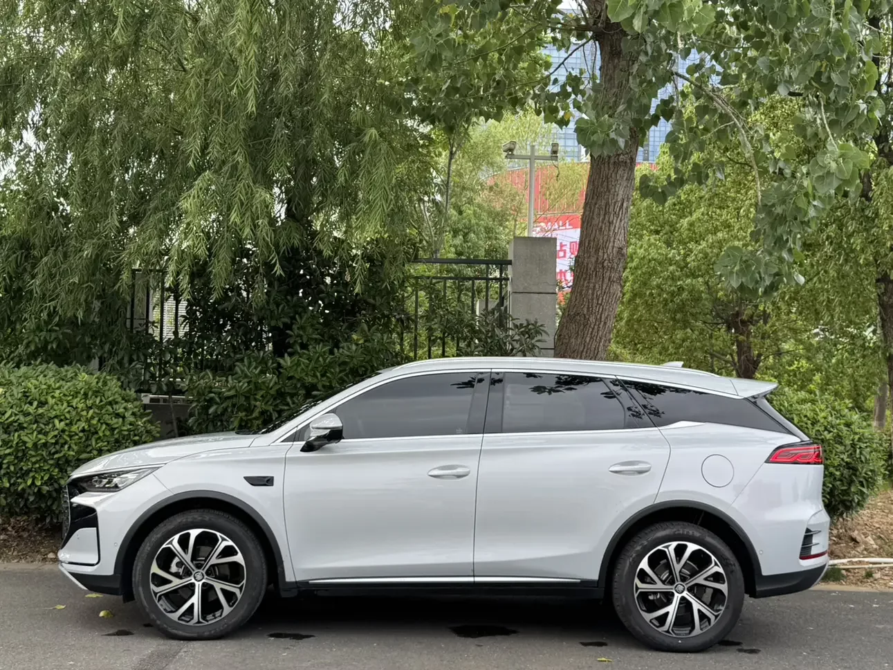 BYD Tang DM