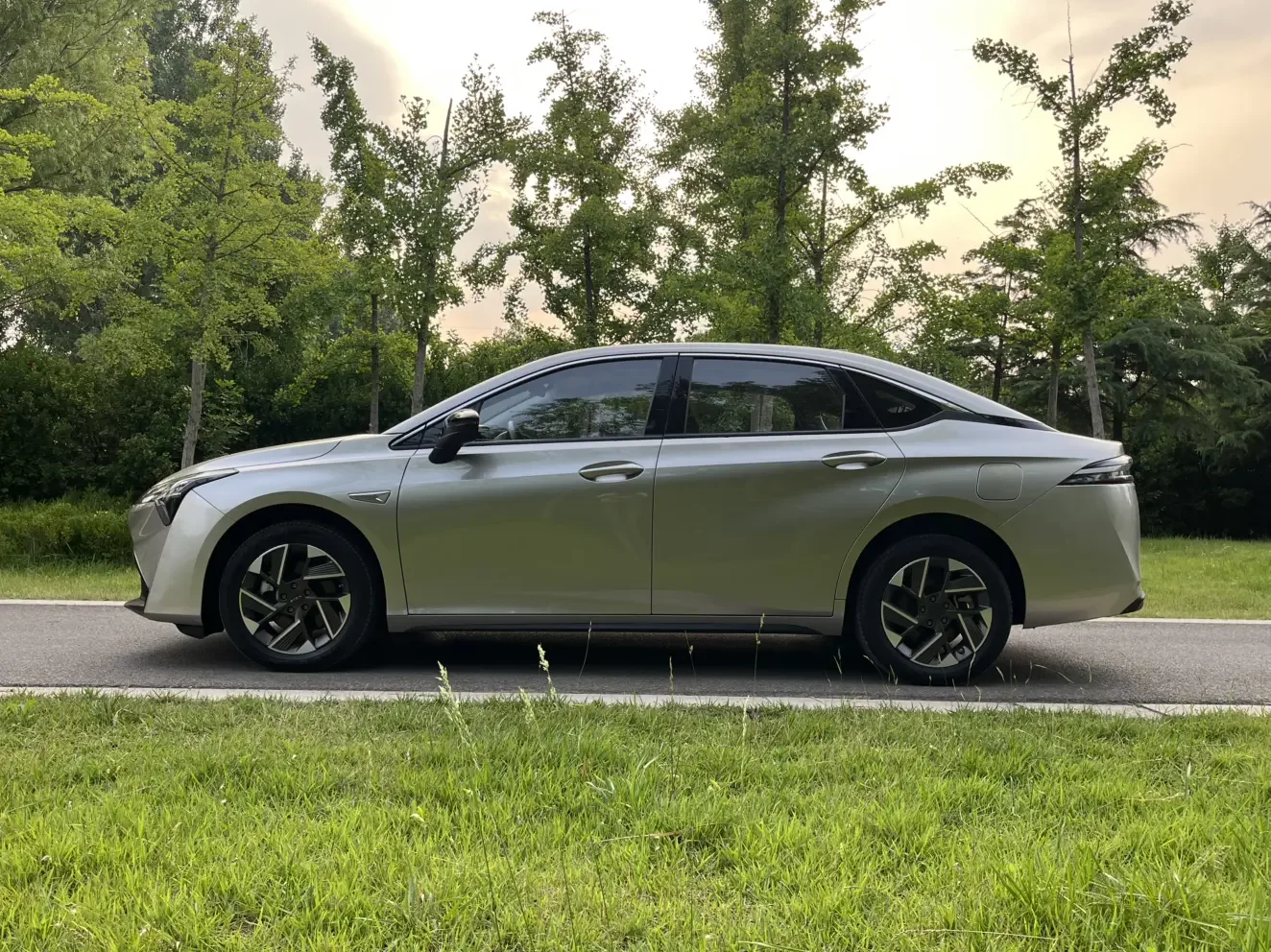 GAC AION S