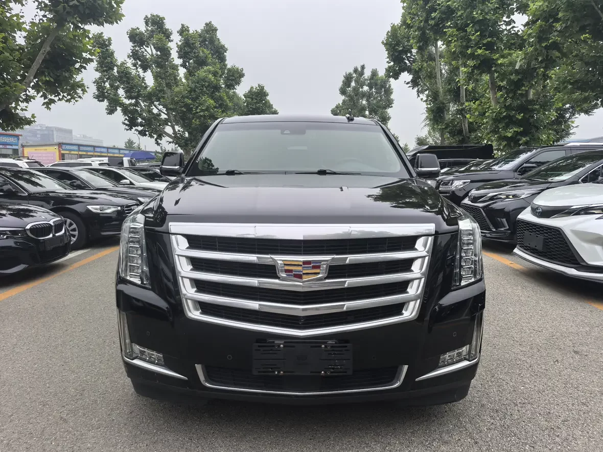 Cadillac Escalade  из Китая