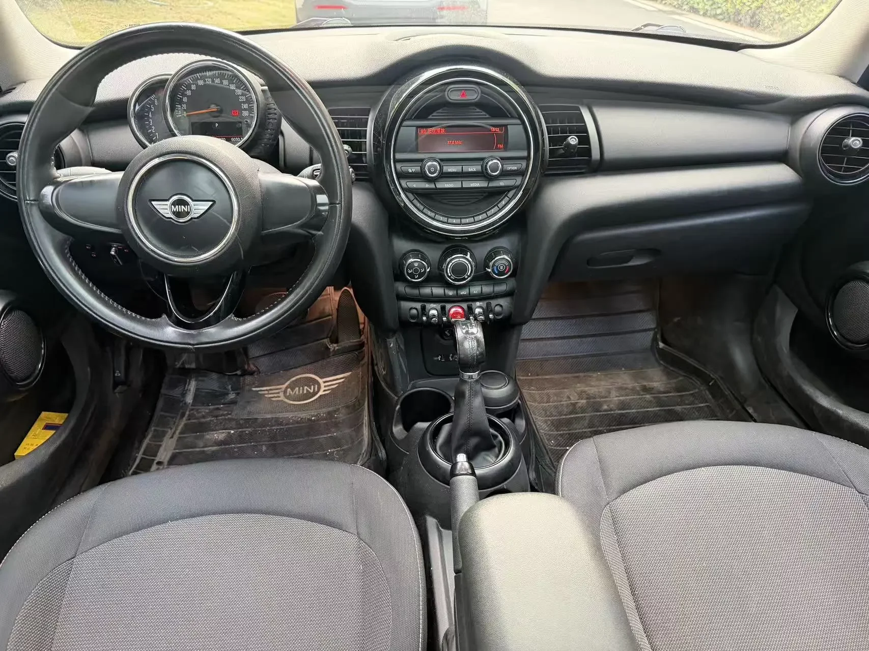MINI 
