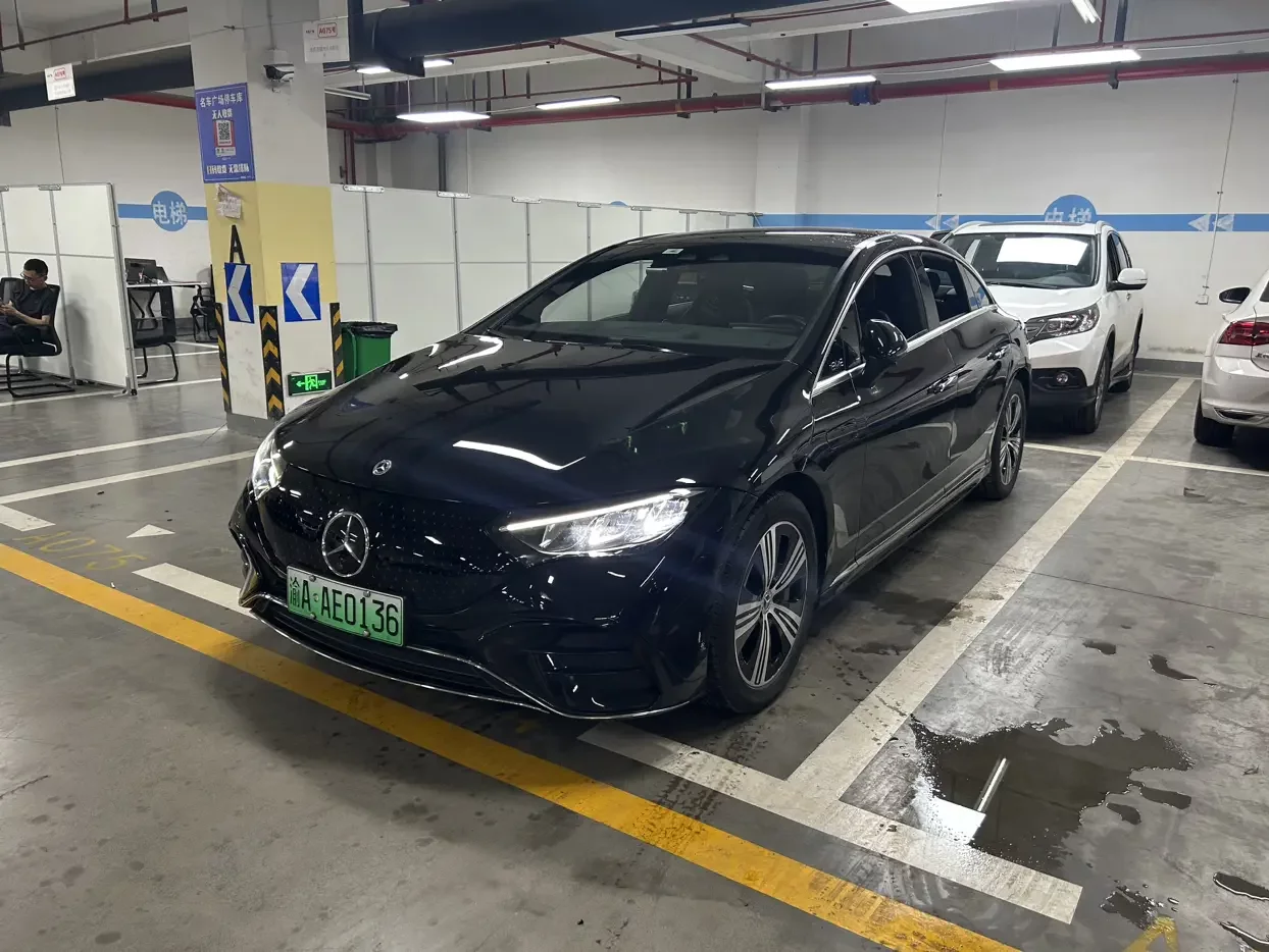 Mercedes-Benz EQE