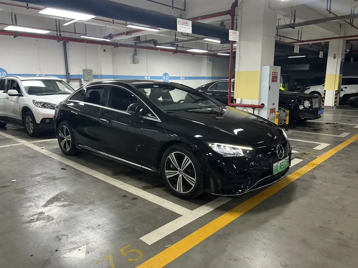 Mercedes-Benz EQE