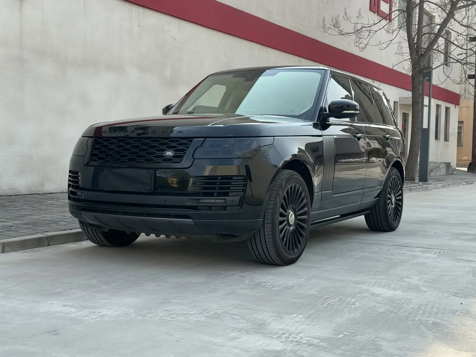 Land Rover range rover