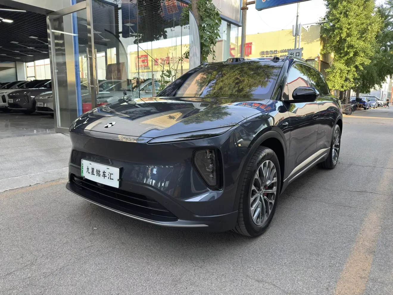 NIO ES6