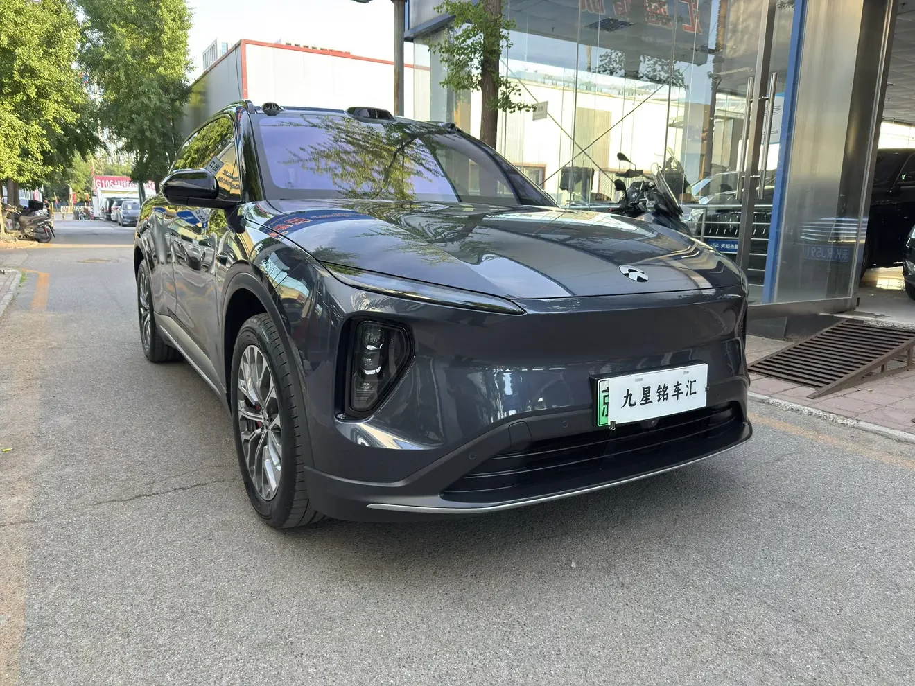 NIO ES6