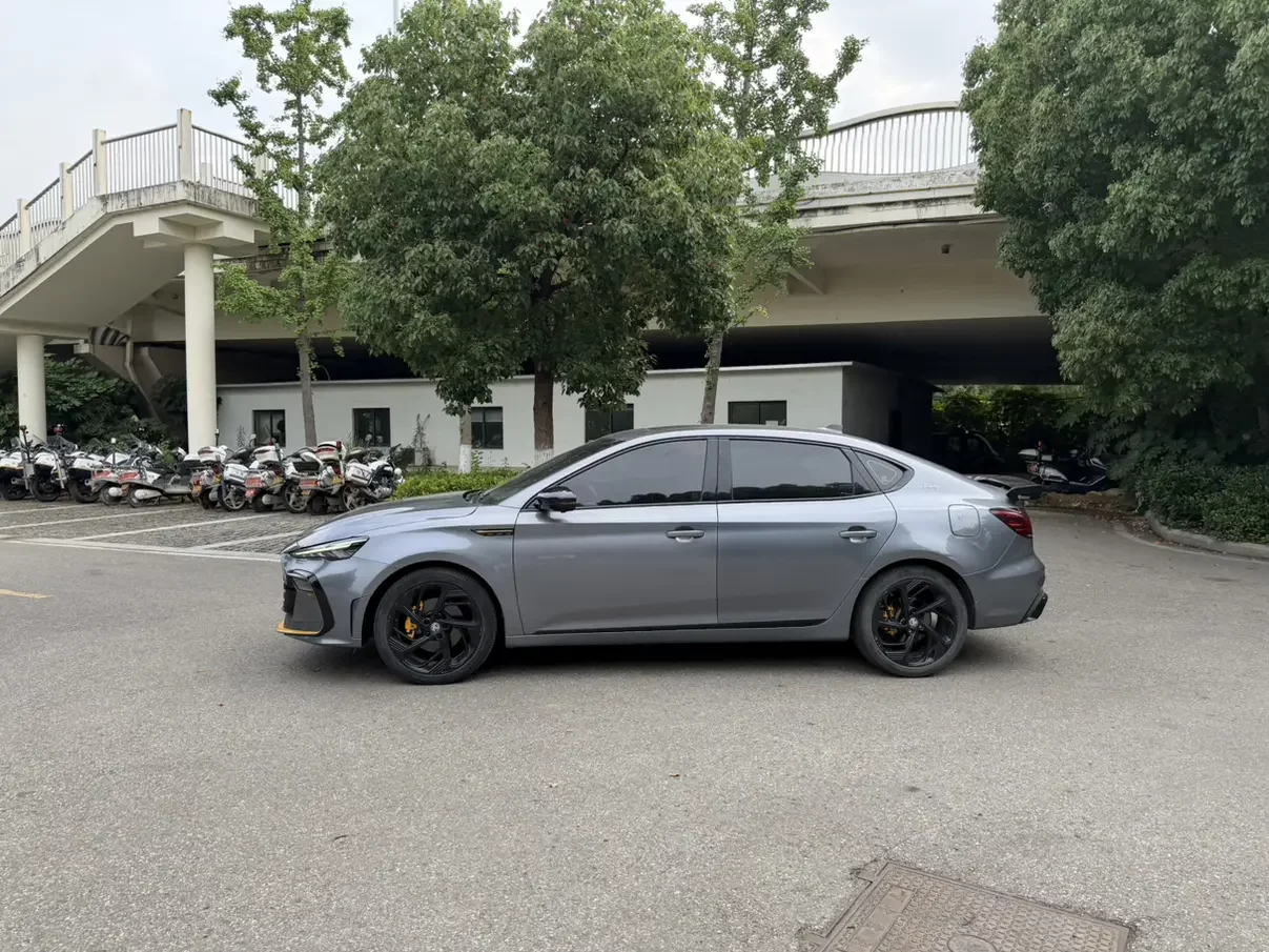 MG 6